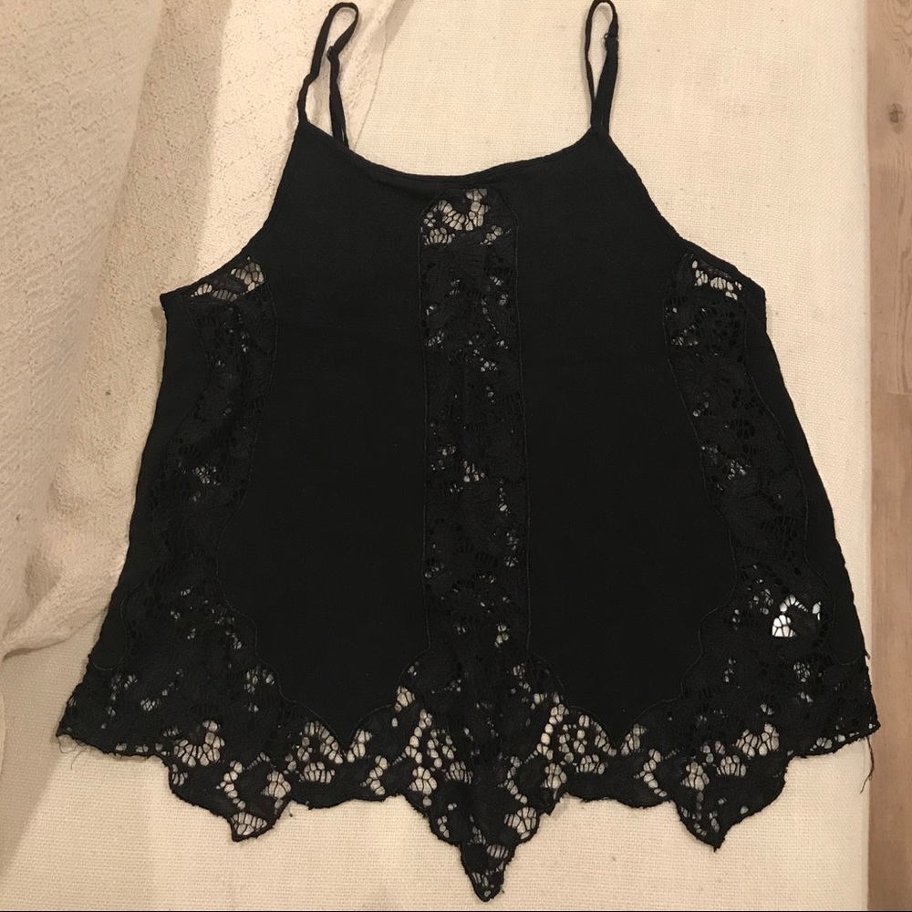 LACE TOP